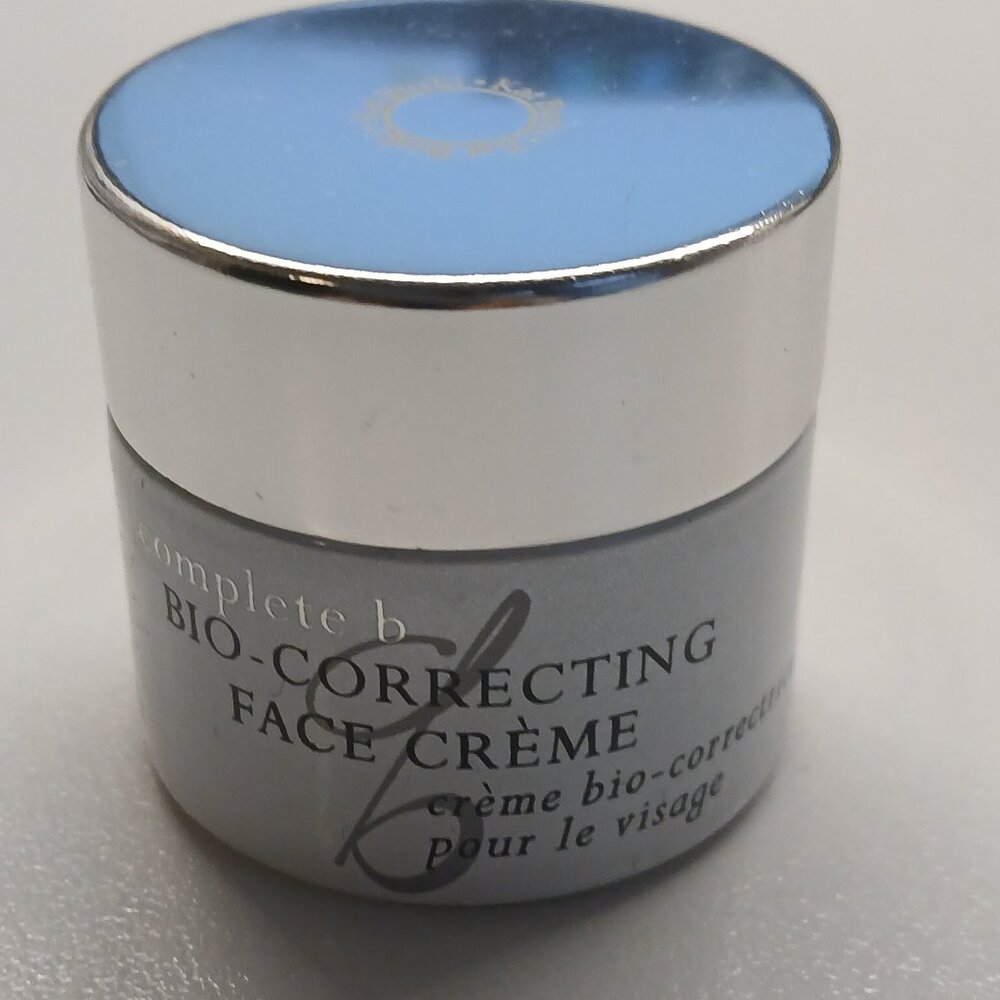 Kat Burki Bio Correcting Face Cream